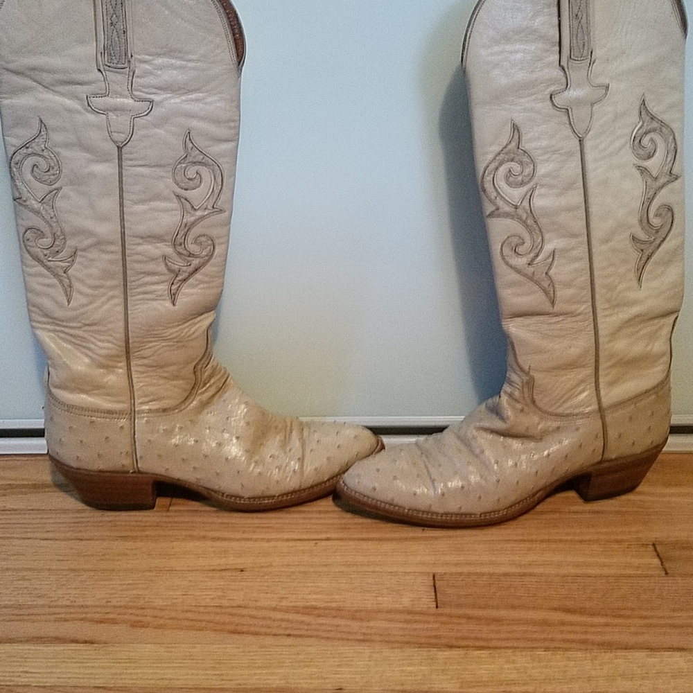 Lucchese Vintage Full Quill Ostrich Boot